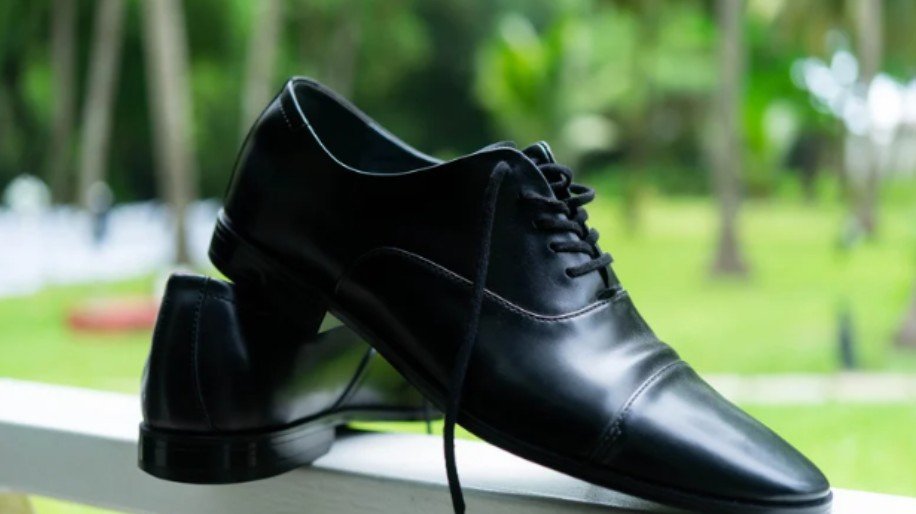 Heel Slip: What Is Normal and What Is Not