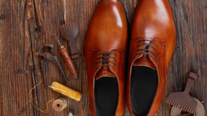 Interior and Sole Details to Inspect