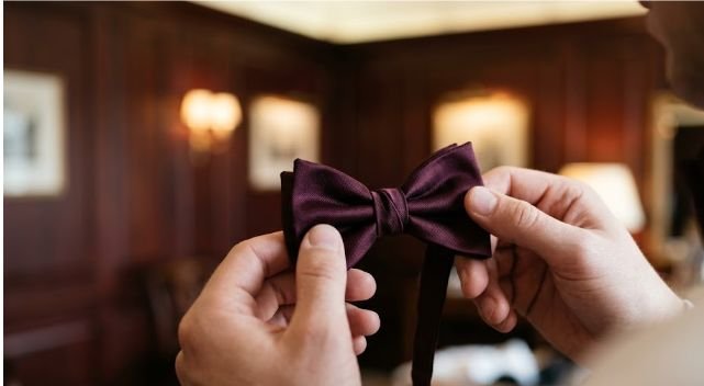 Sizing and Preparing Your Formal Collar