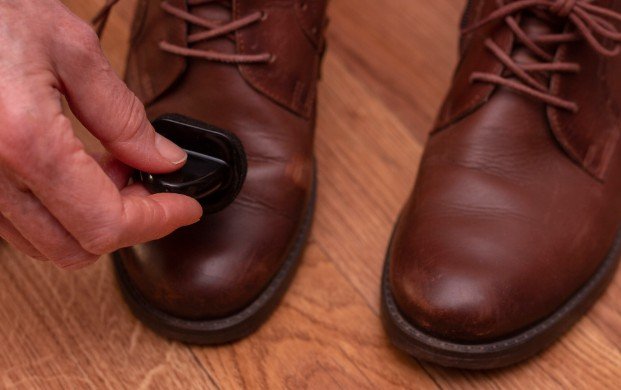 How to Keep Leather Shoes Sharp Between Polishes