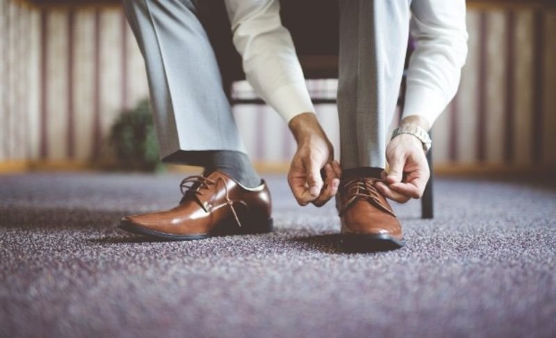 How-to-Protect-Leather-Shoes-From-Rain-Without-Ruining-Them