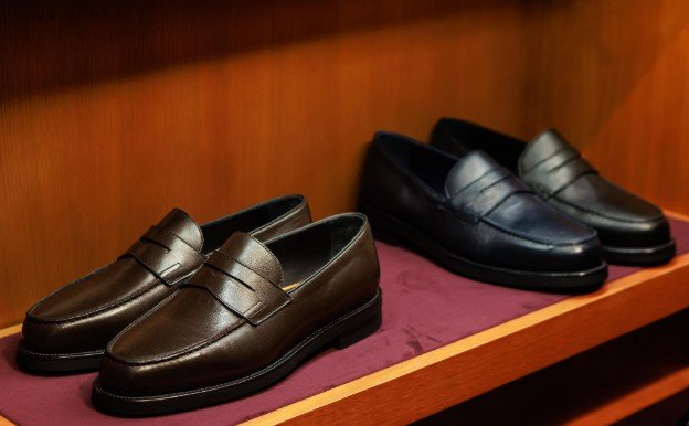 Let Shoes Dry After Every Wear