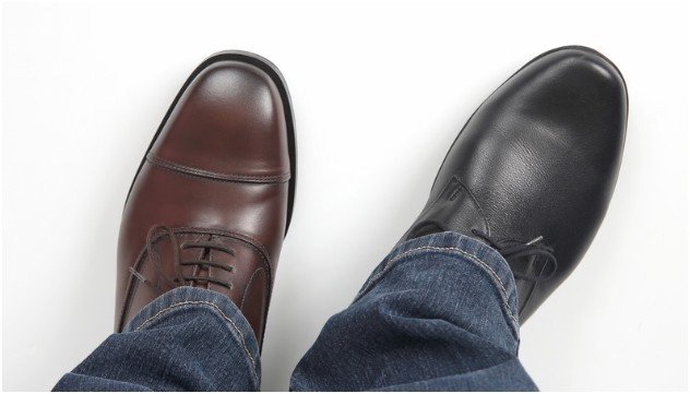 Best Shoe Styles for Wide Feet