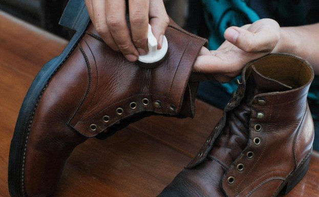 Step 5 - Restore Color With Cream Polish