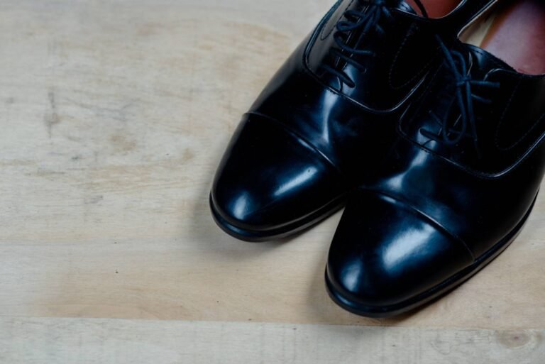 Difference Between Derby Oxford and Wingtip Shoes