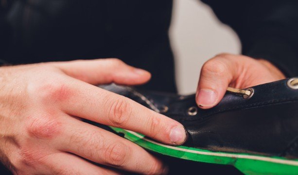 Leather Shoes Looking Tired - Your Workday Care Routine